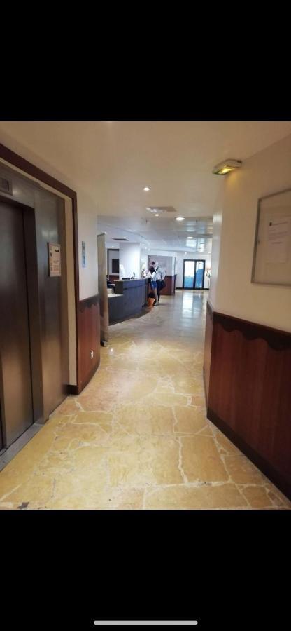 Ryan Homes - In Aparthotel - La Defense กูร์เบอวัวร์ ภายนอก รูปภาพ